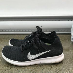 Nike Free RN Flyknit Black/White (7.5W)